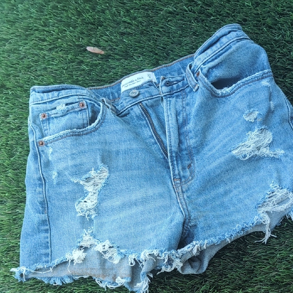 Mom shorts Abercrombie